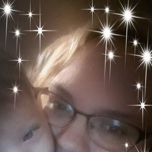 Meet your Posher, Cassandra